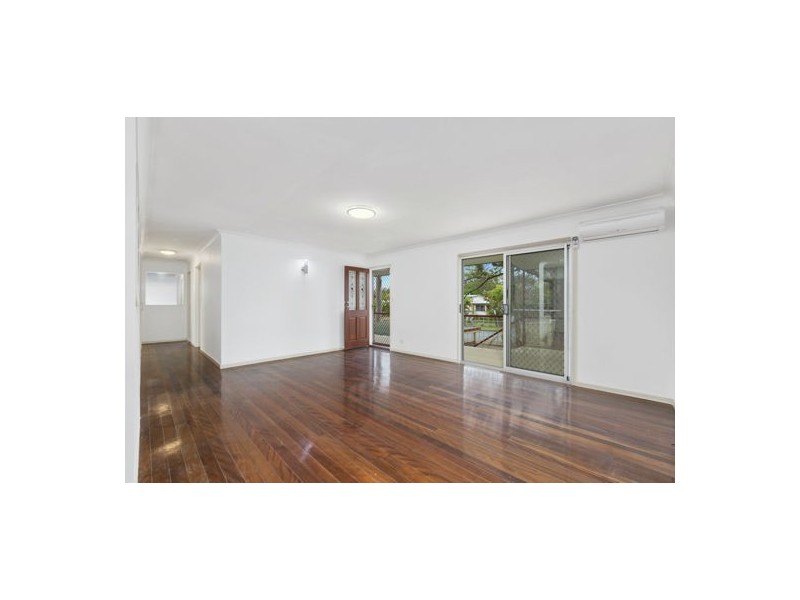 4 Leaza St, Marsden QLD 4132
