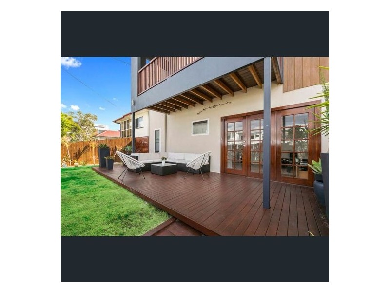 1,2,3 & 4/24 Springwood Street, Mount Gravatt East QLD 4122