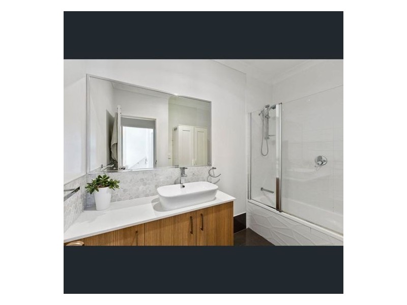 1,2,3 & 4/24 Springwood Street, Mount Gravatt East QLD 4122