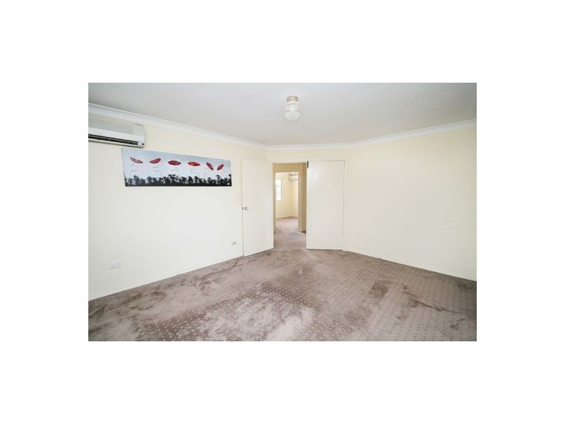 7 Banksia Ct, Calamvale QLD 4116