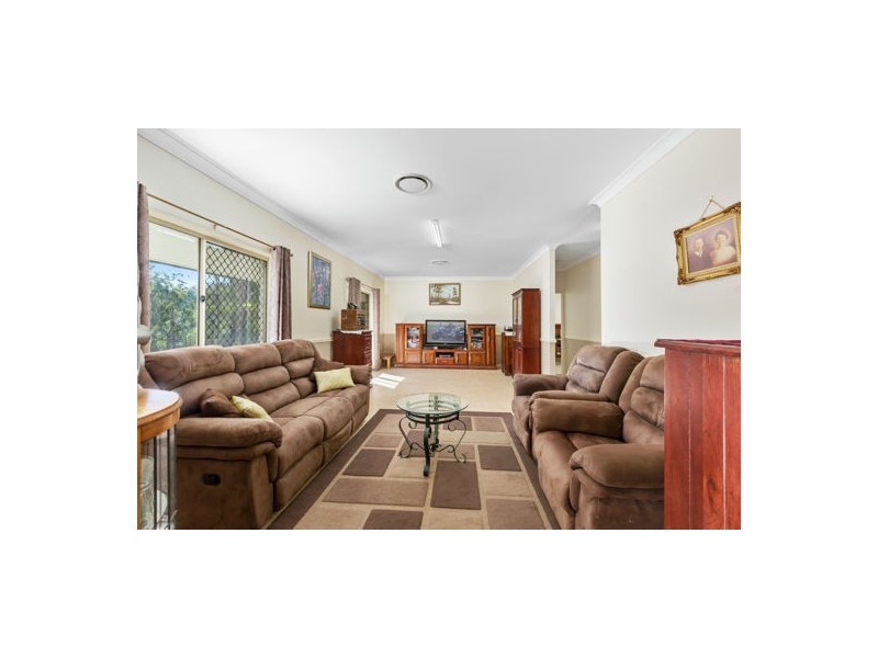 49 Mocker Rd, South Ripley QLD 4306