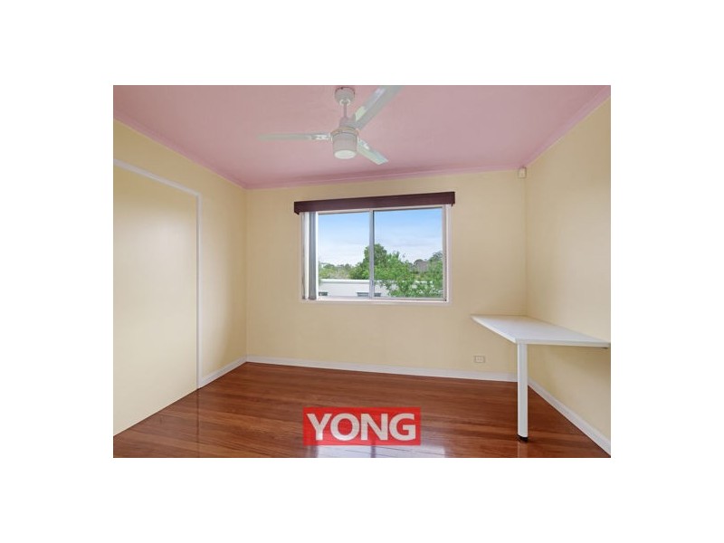 19 Lorrimore Street, Macgregor QLD 4109