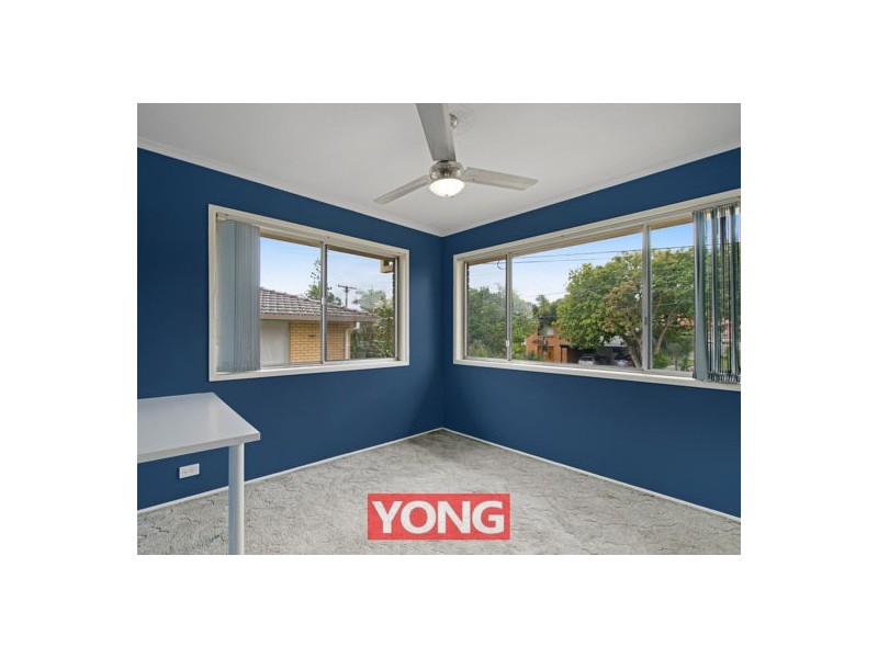 19 Lorrimore Street, Macgregor QLD 4109