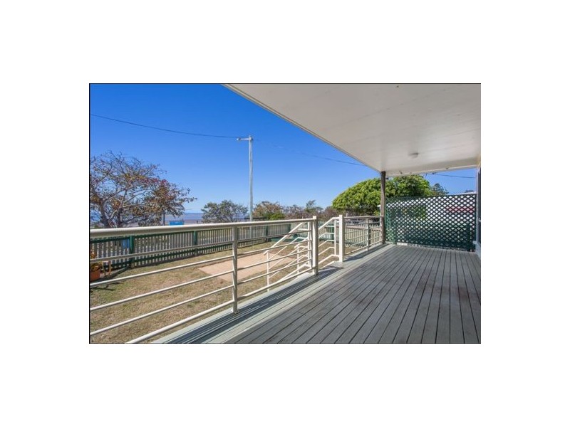 12 Schofield Parade, Keppel Sands QLD 4702