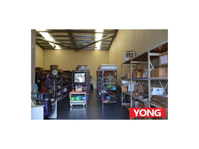 9&10/16 Mahogany Court, Willawong QLD 4110