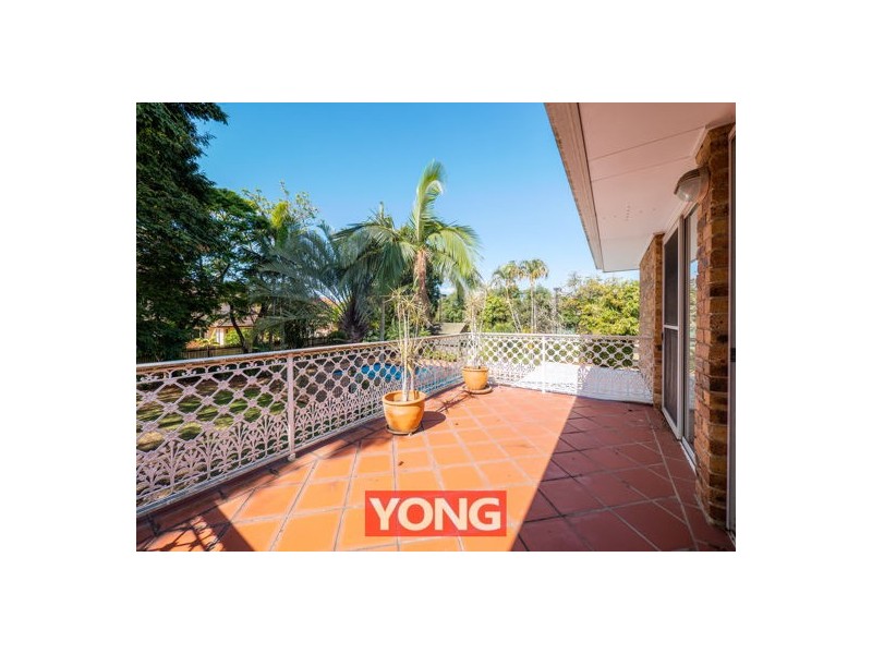 30 Veta Street, Robertson QLD 4109