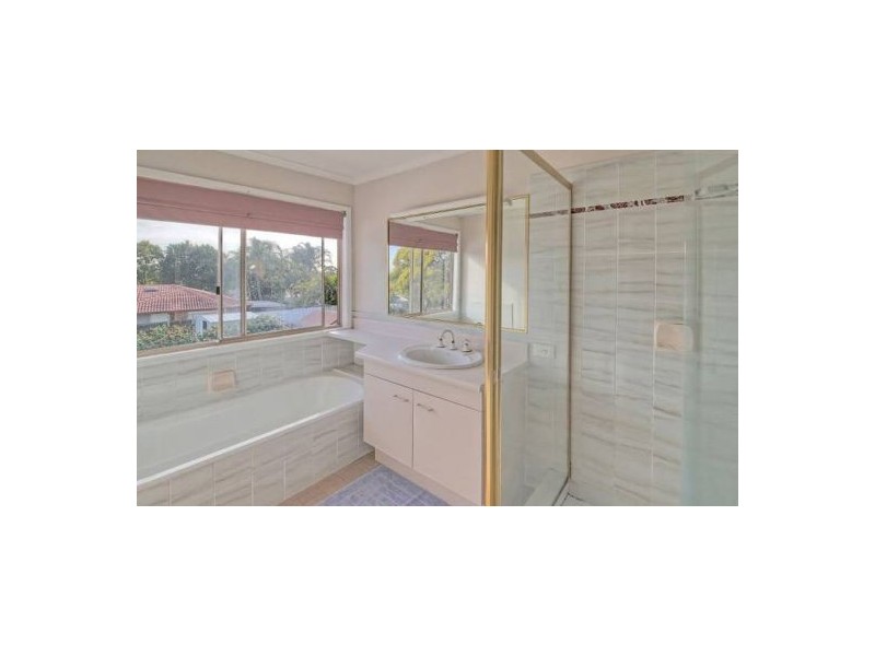 8 Lindstrom Court, Runcorn QLD 4113