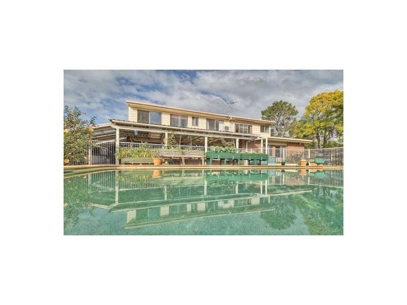 8 Lindstrom Court, Runcorn QLD 4113