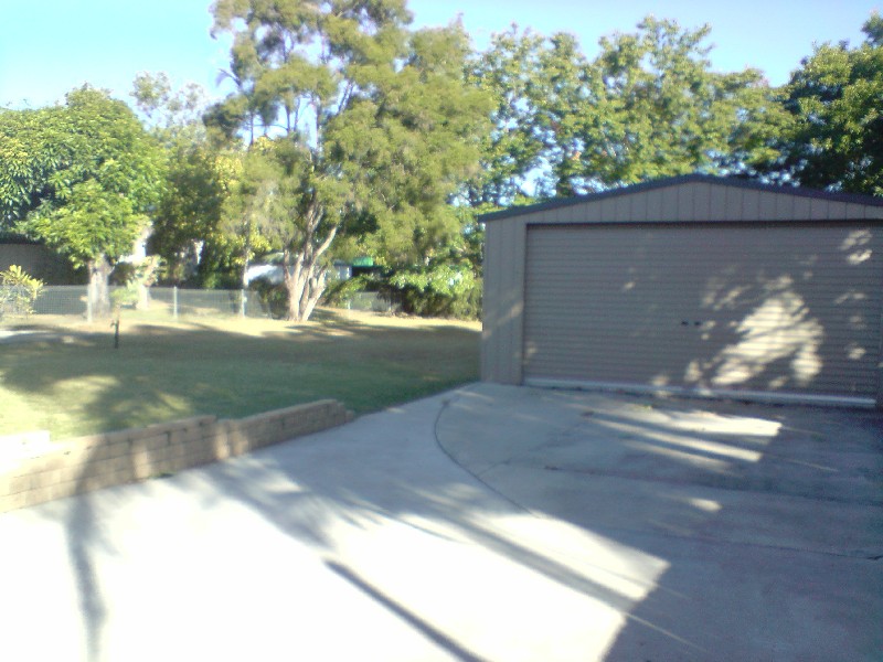 28 Greenham St, Raceview QLD 4305