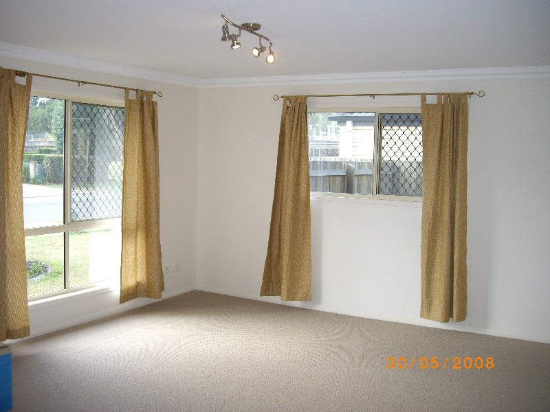 53 Dyson Av, Sunnybank QLD 4109