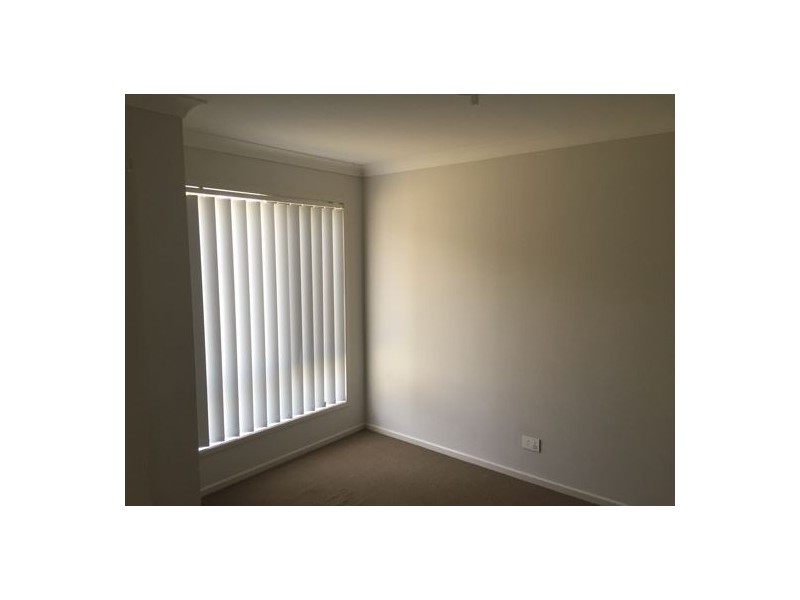 43 Myra Street, Kingston QLD 4114