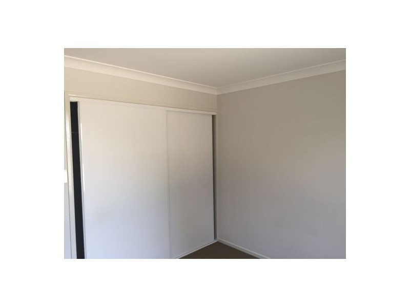 43 Myra Street, Kingston QLD 4114