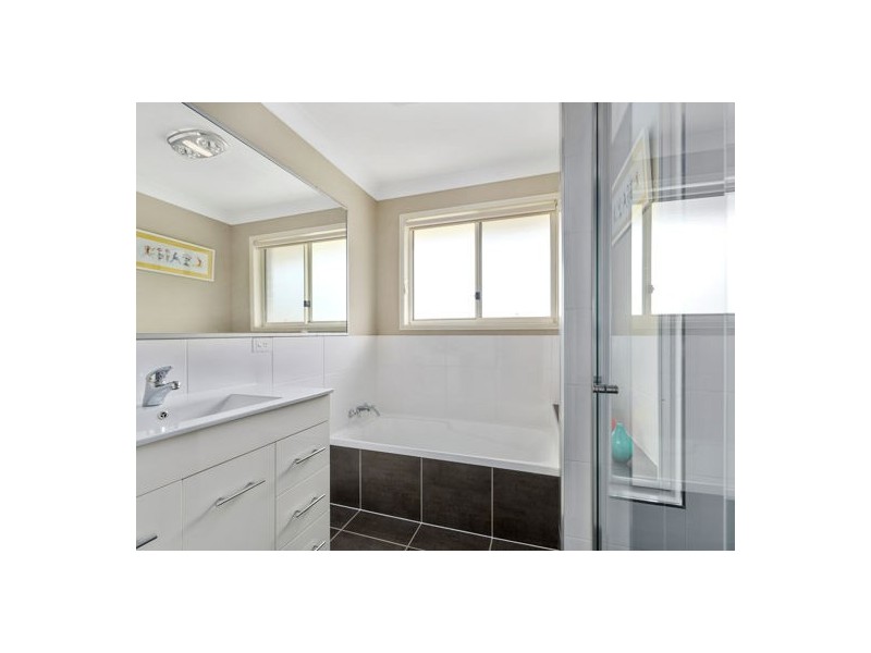 10 Blaxland Pl, Drewvale QLD 4116