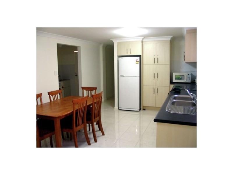 Unit 1 / 37 Lingle St, Robertson QLD 4109