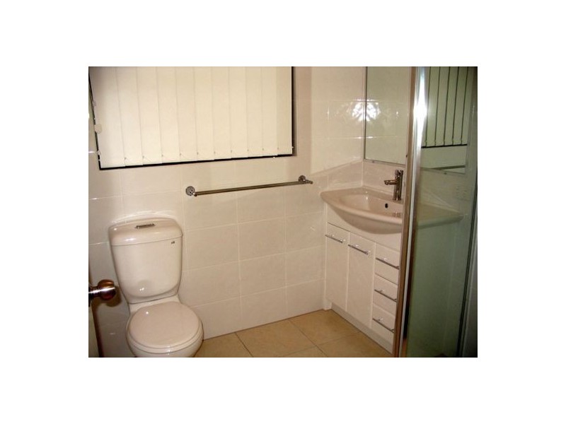 Unit 1 / 37 Lingle St, Robertson QLD 4109