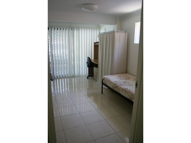 Unit 1 / 37 Lingle St, Robertson QLD 4109