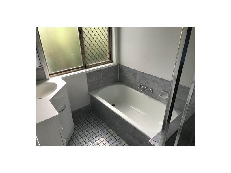 46. Terowi St, Sunnybank Hills QLD 4109