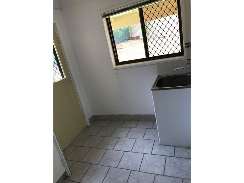 25 Freesia Street, Macgregor QLD 4109