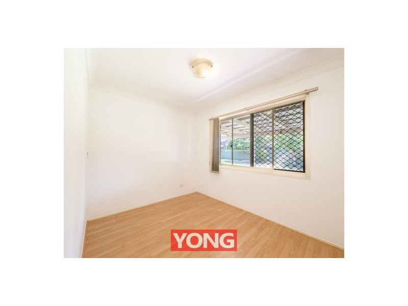 17 Chateau Street, Calamvale QLD 4116
