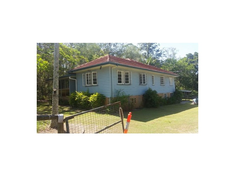 177 Rosia Rd, Park Ridge South QLD 4125