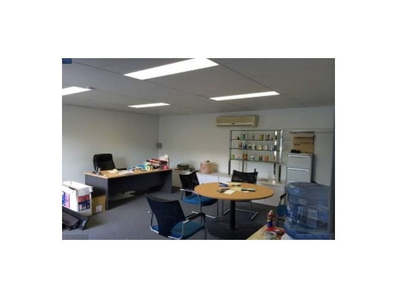 8/8-12 Nevilles St, Underwood QLD 4119