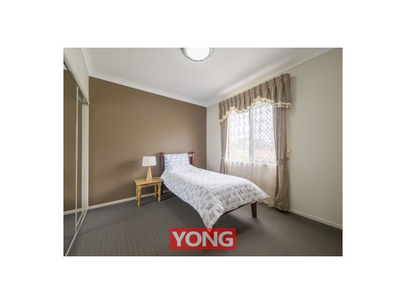 26 Shirland Street, Macgregor QLD 4109