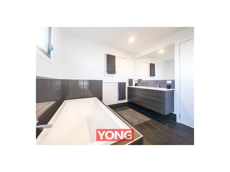 3 Nidalla Street, Macgregor QLD 4109