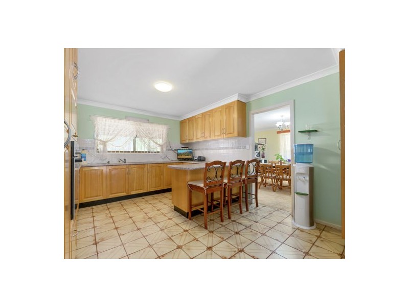 145 Middle Road, Boronia Heights QLD 4124