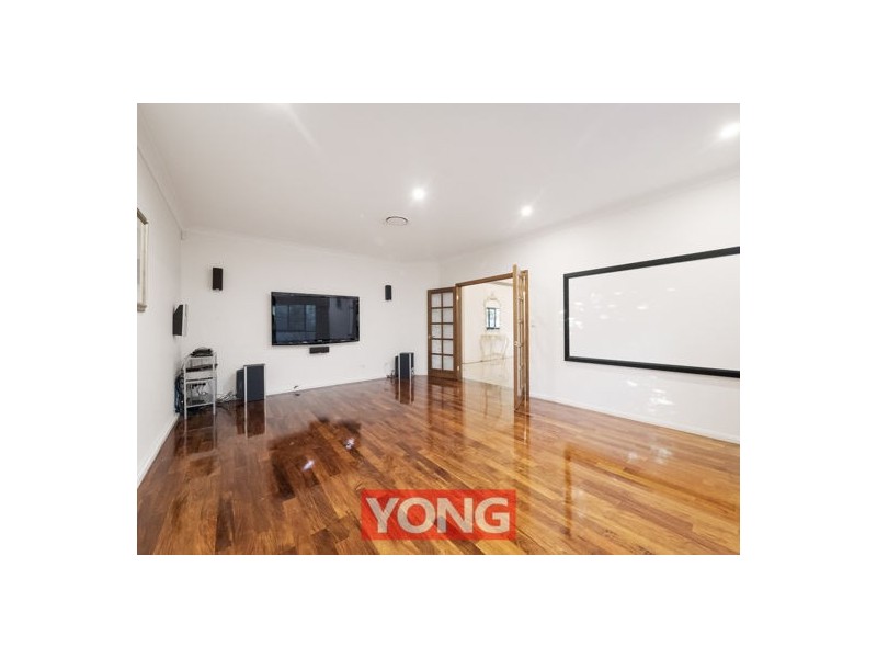 39 Willowleaf Close, Stretton QLD 4116