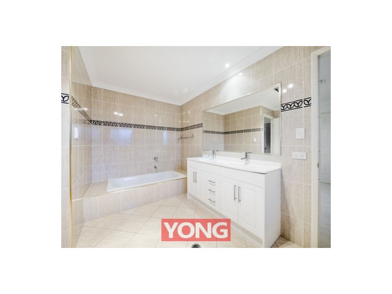39 Willowleaf Close, Stretton QLD 4116