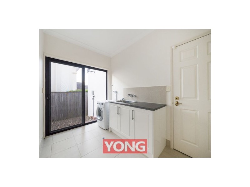 39 Willowleaf Close, Stretton QLD 4116