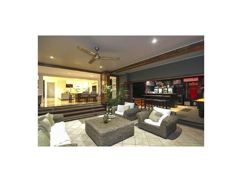 Mount Ommaney QLD 4074