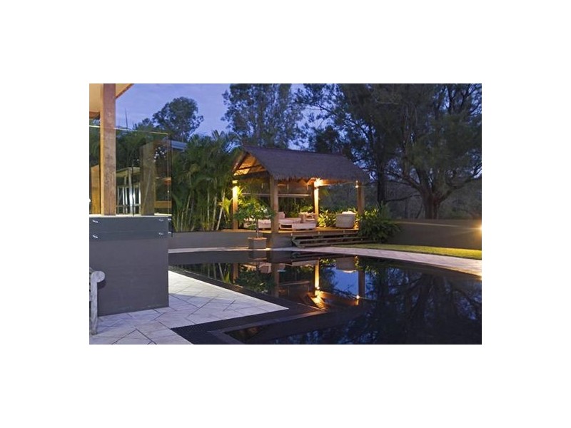Mount Ommaney QLD 4074