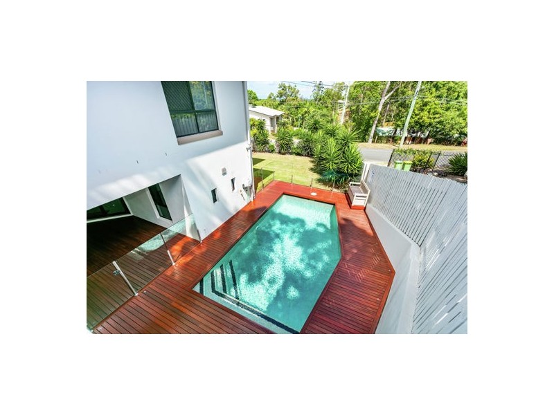 8 Trudy Cr, Cornubia QLD 4130