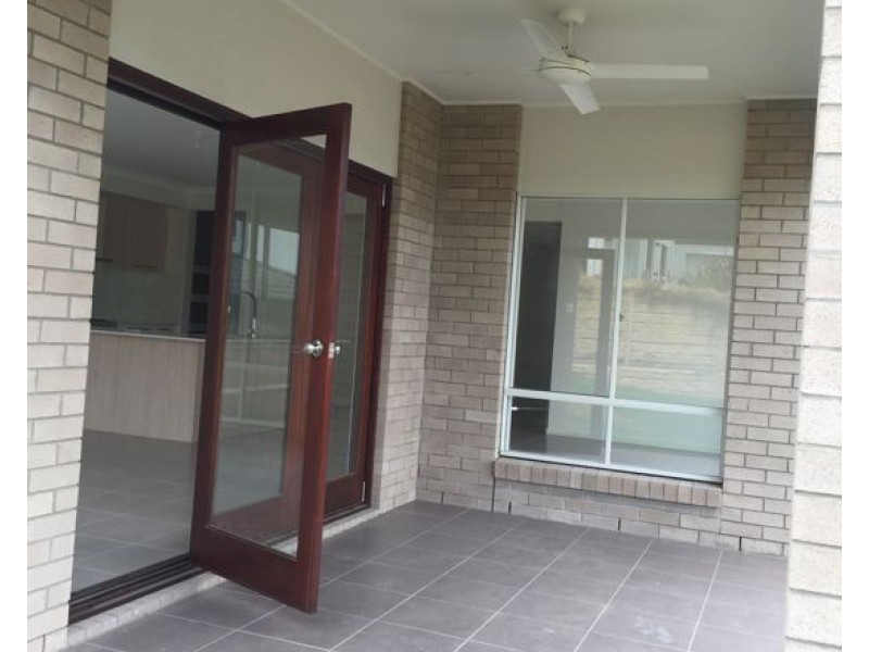 41 Cockatoo Place, Rochedale QLD 4123