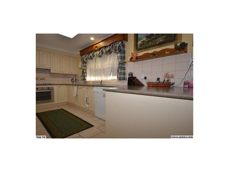 61 Collins Place, Kooralbyn QLD 4285