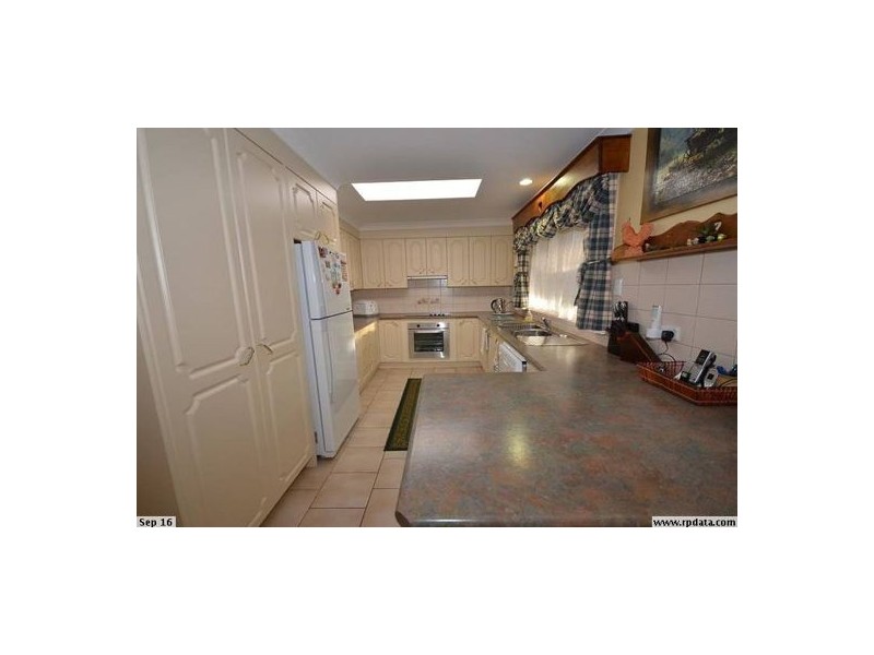 61 Collins Place, Kooralbyn QLD 4285