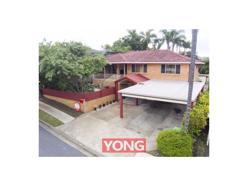54 Portulaca Street, Macgregor QLD 4109