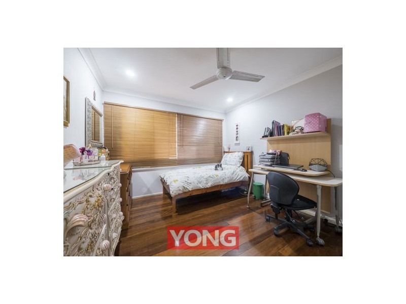 54 Portulaca Street, Macgregor QLD 4109