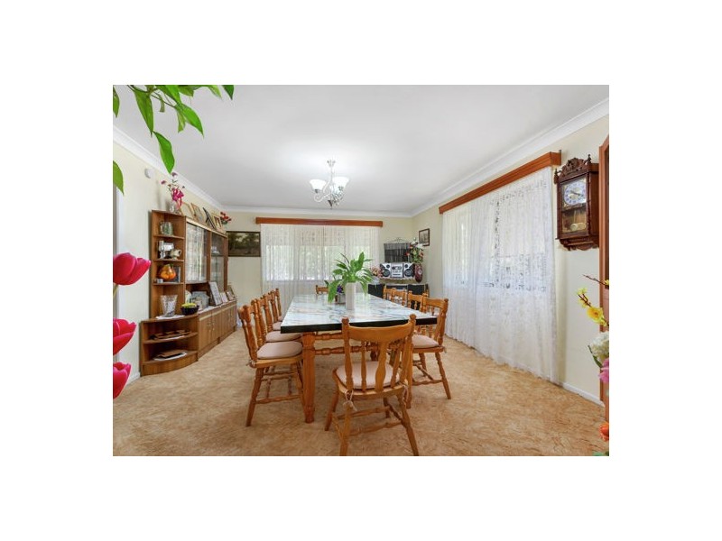 145 Middle Road, Boronia Heights QLD 4124