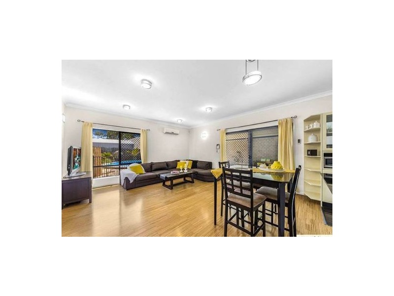 2 Dianella Ct, New Beith QLD 4124