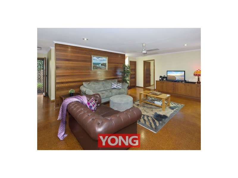 20 Parnassus Street, Robertson QLD 4109