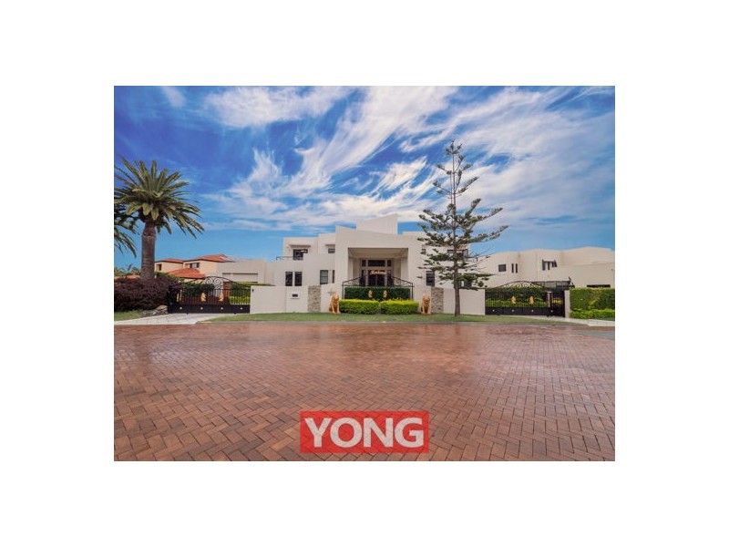 18-20 The Sovereign Mile, Sovereign Islands QLD 4216