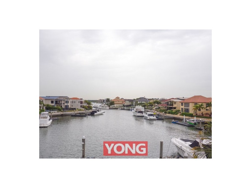 18-20 The Sovereign Mile, Sovereign Islands QLD 4216