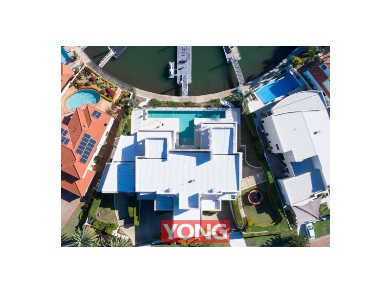 18-20 The Sovereign Mile, Sovereign Islands QLD 4216