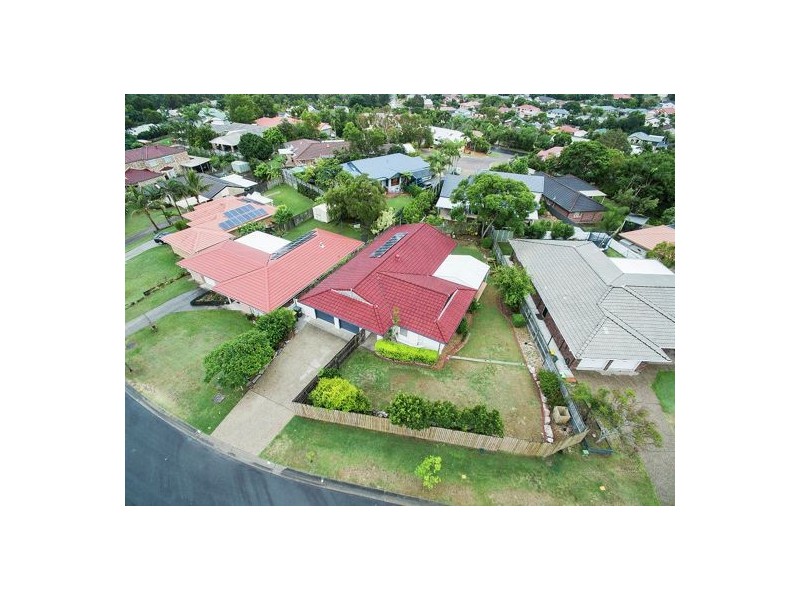 9 Sandalwood Street, Sinnamon Park QLD 4073
