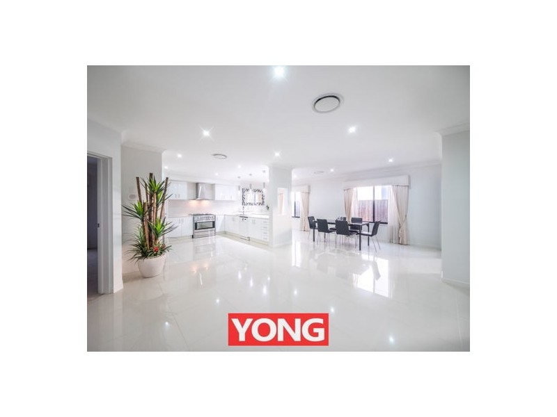 12 Peachtree Place, Stretton QLD 4116