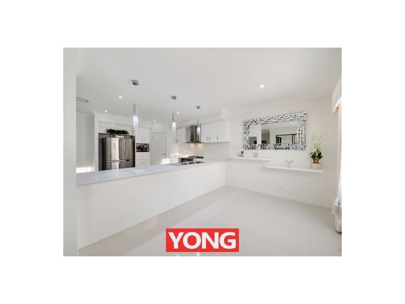 12 Peachtree Place, Stretton QLD 4116