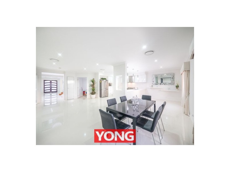 12 Peachtree Place, Stretton QLD 4116