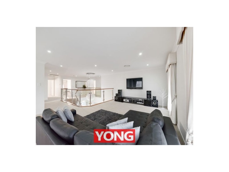 12 Peachtree Place, Stretton QLD 4116